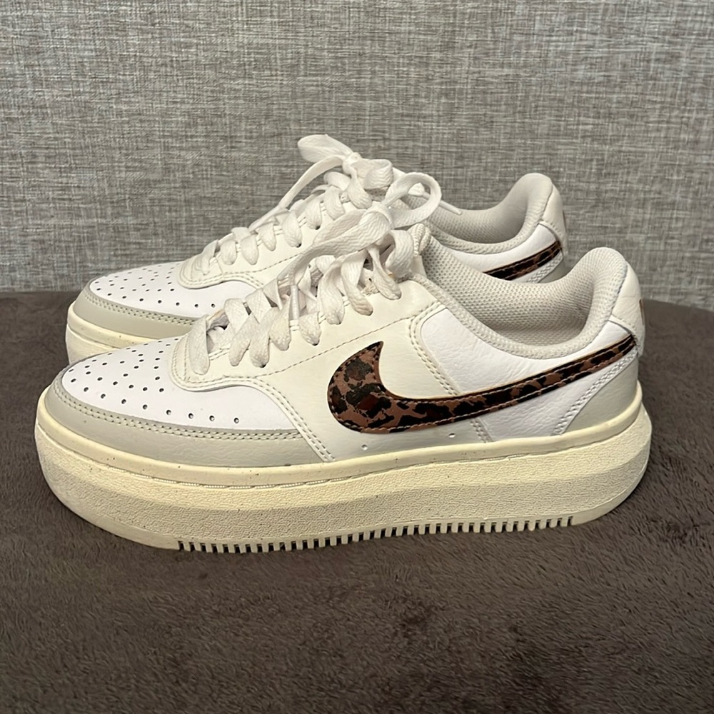 Nike Court Vision Alta DO2791-100 - Women size 7